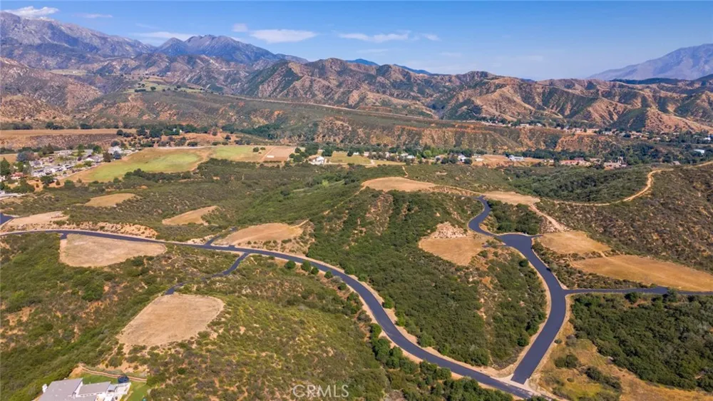 39501 Eastview Court Yucaipa, CA 92399