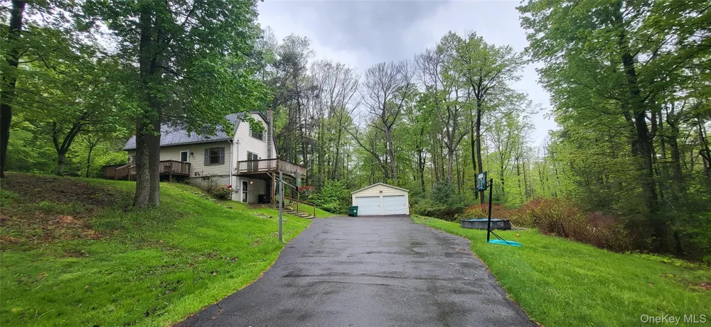 45 Laurel Hollow Estate Kerhonkson, NY 12446