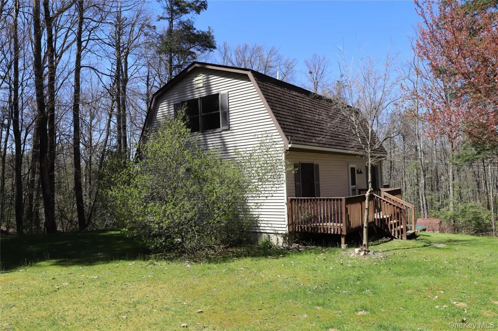 45 Laurel Hollow Estate Kerhonkson, NY 12446
