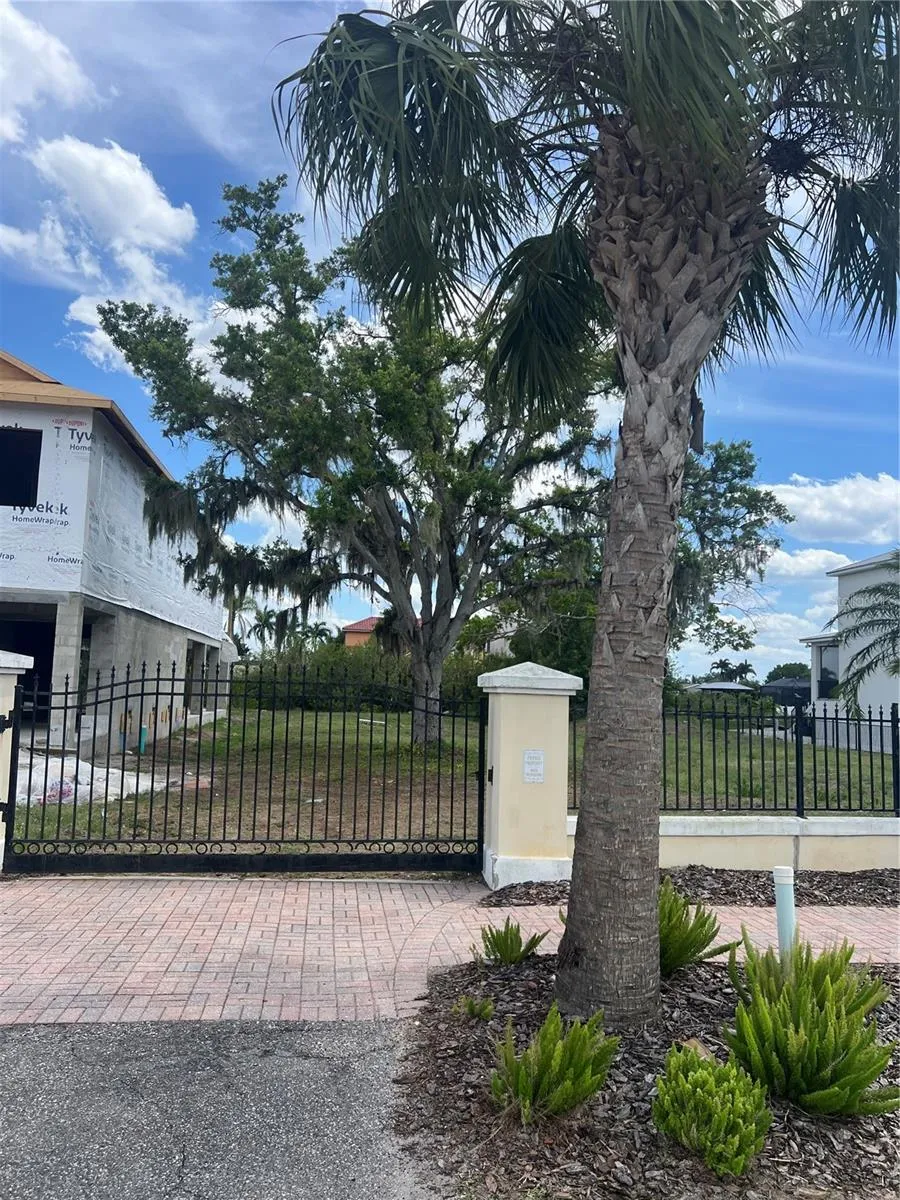 554 ESTUARY SHORE LANE Apollo Beach, FL 33572