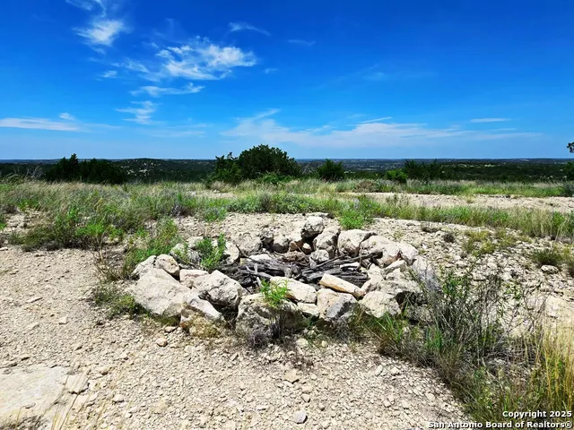 2033 SD # 45670 Rocksprings, TX 78880