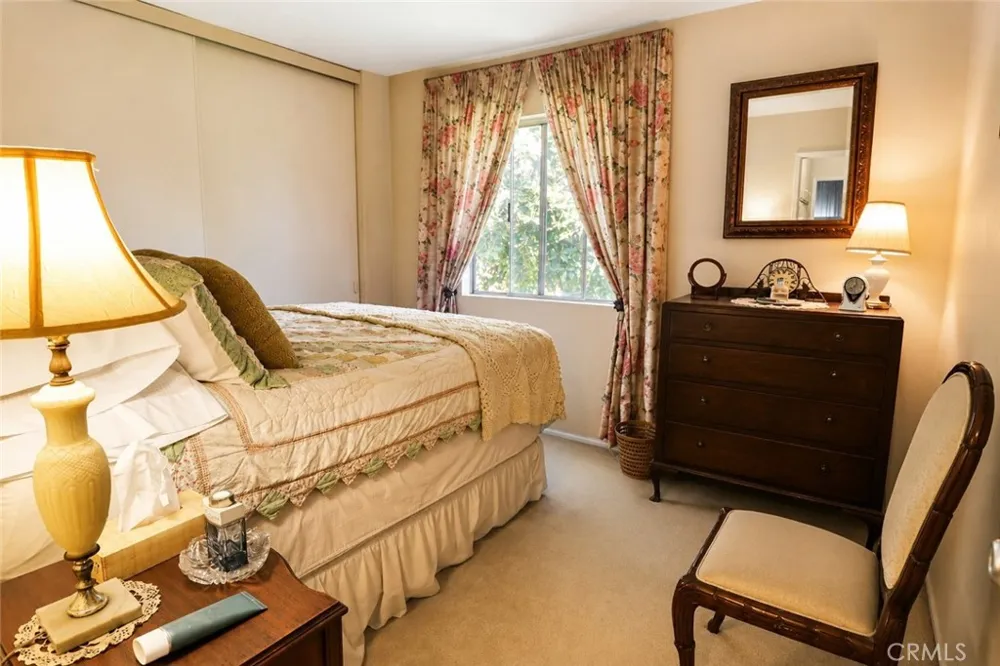 660 S Glassell #100 Orange, CA 92866