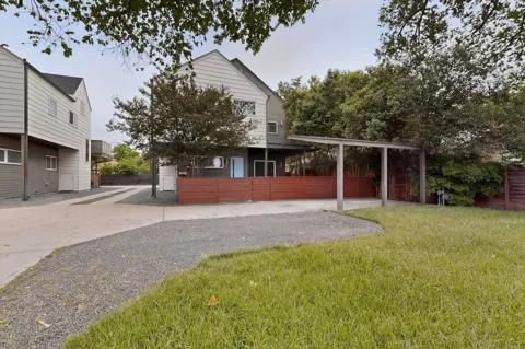 400 W 51st Street #A