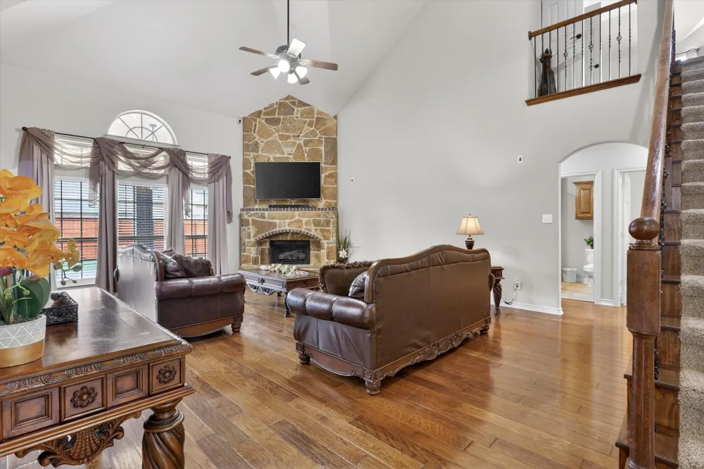 5817 Pine Flat Court Fort Worth, TX 76179