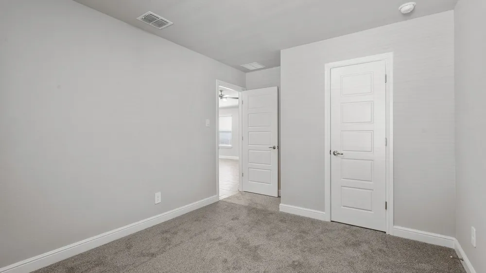 154 DAVIS LANE Newark, TX 76071