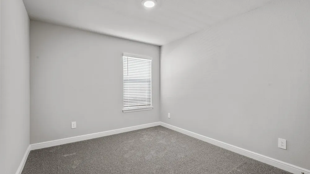 154 DAVIS LANE Newark, TX 76071