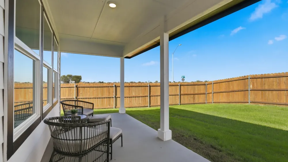 125 TUMBLEWEED DRIVE Newark, TX 76071
