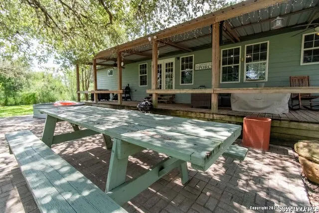 6203 Fm 673 Beeville, TX 78102