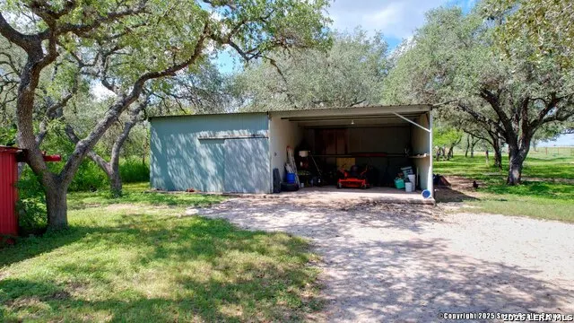 6203 Fm 673 Beeville, TX 78102