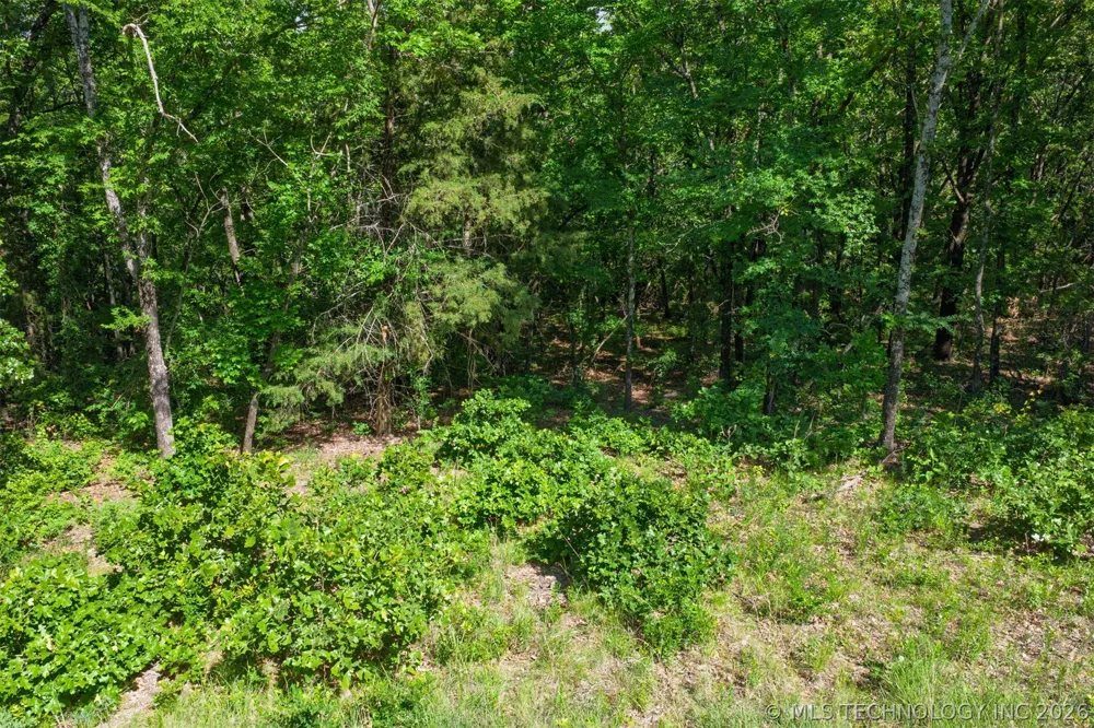 5295 Adams Road Mounds, OK 74047
