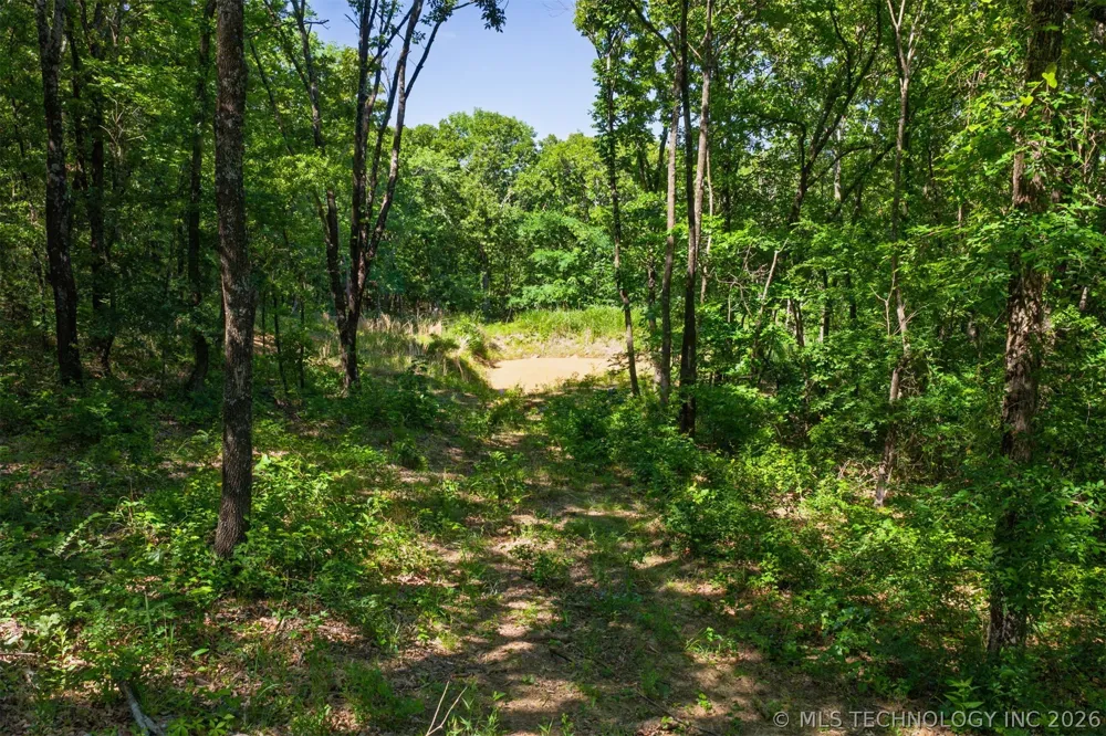 5295 Adams Road Mounds, OK 74047