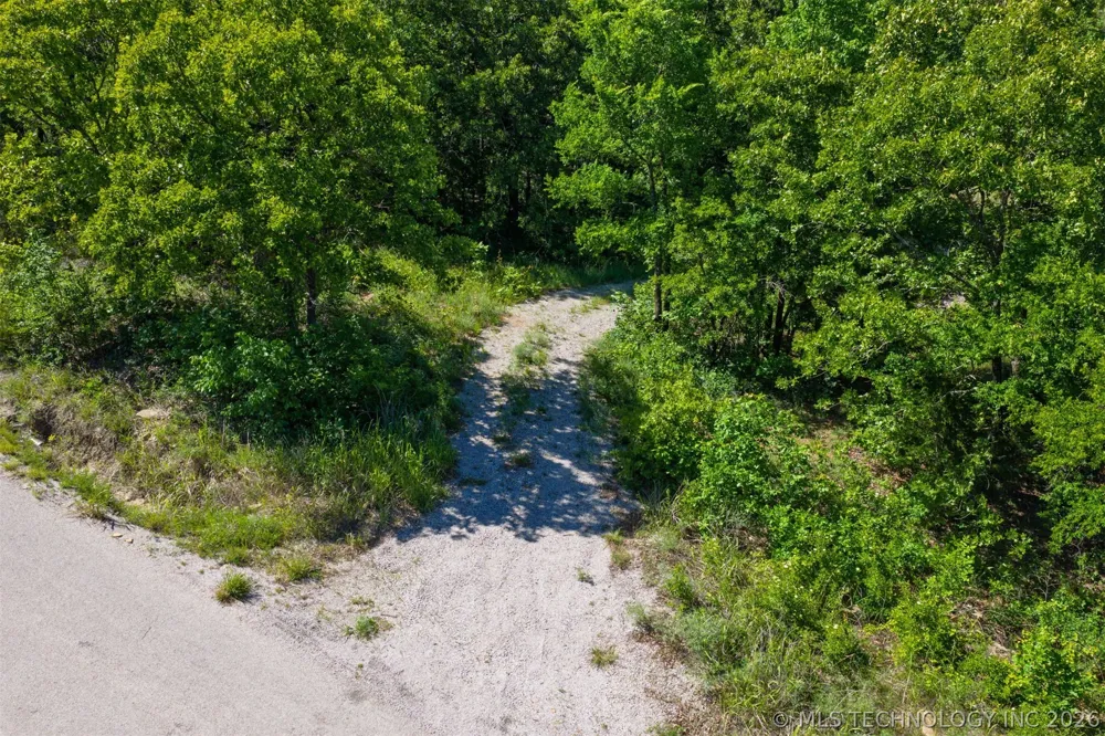 5295 Adams Road Mounds, OK 74047
