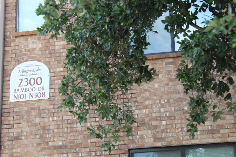 2300 Bamboo Drive #N114 Arlington, TX 76006