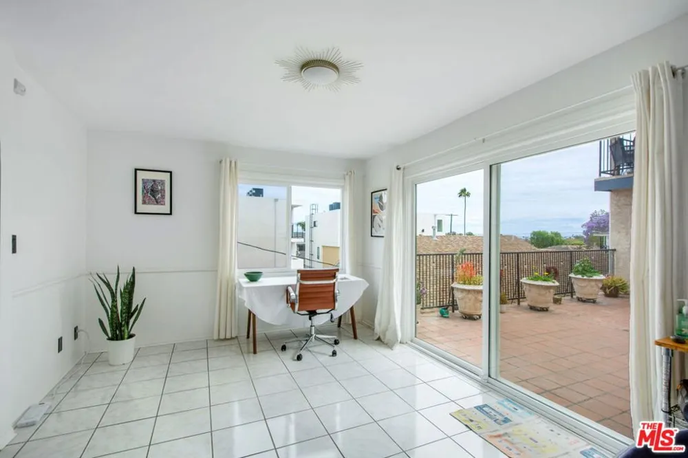 1440 W 9th Street #2 San Pedro, CA 90732