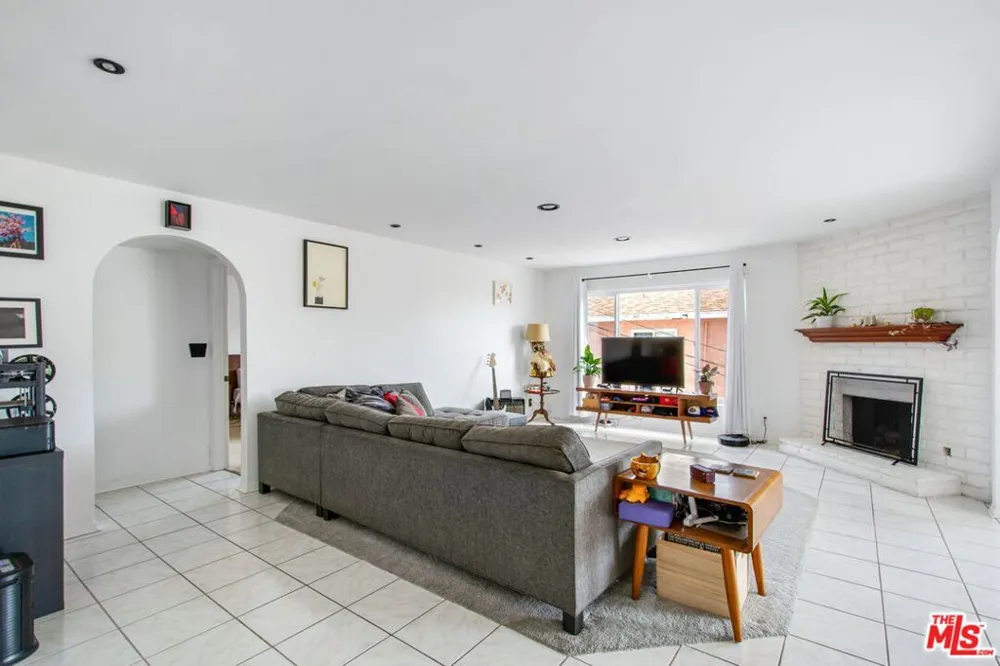 1440 W 9th Street #2 San Pedro, CA 90732