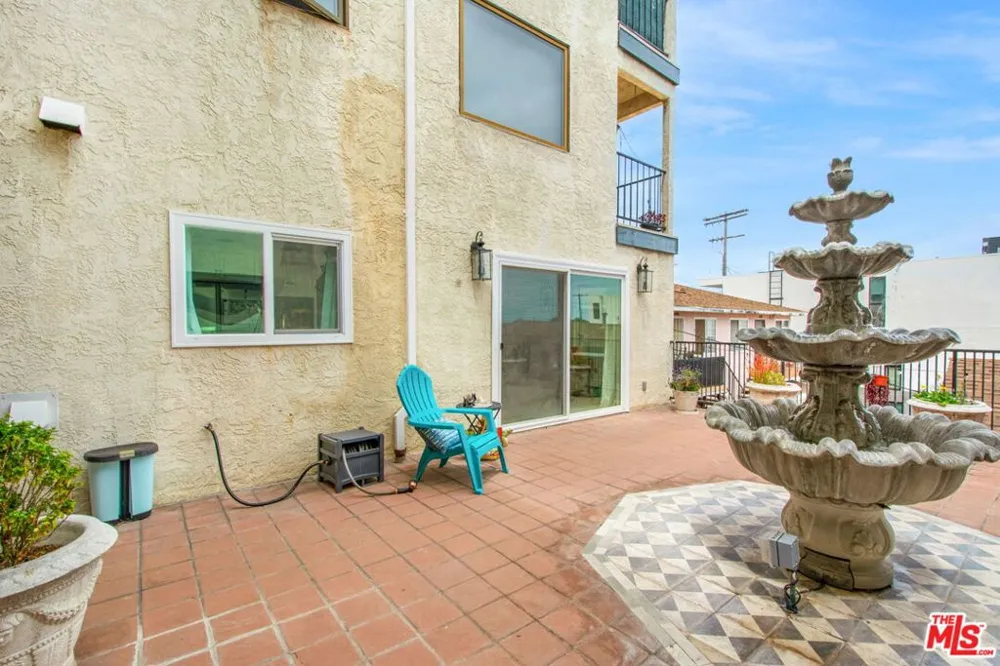 1440 W 9th Street #2 San Pedro, CA 90732