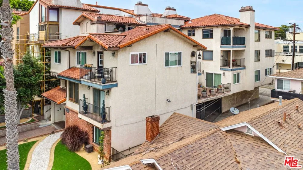 1440 W 9th Street #2 San Pedro, CA 90732