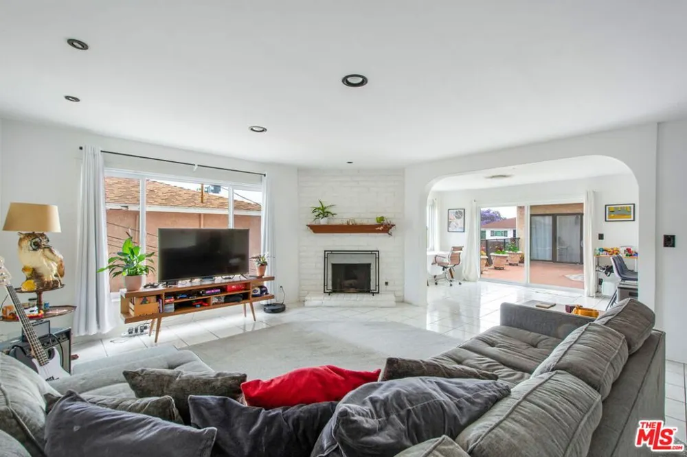 1440 W 9th Street #2 San Pedro, CA 90732
