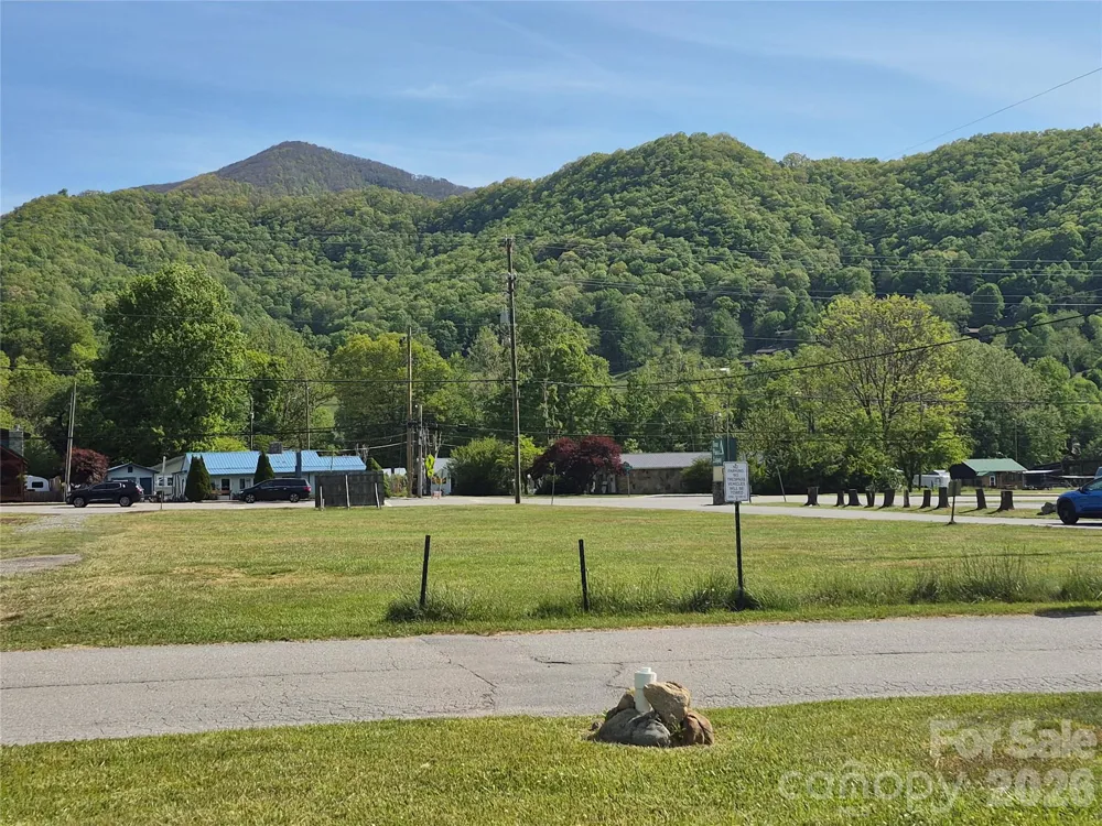5 Gibson Drive Maggie Valley, NC 28751