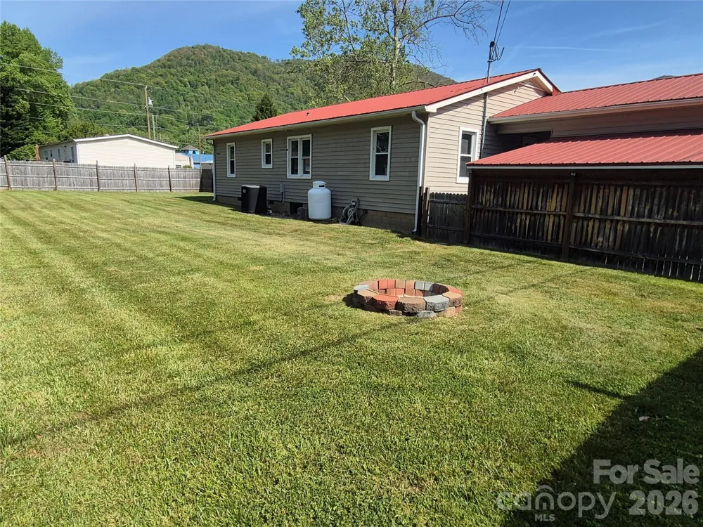 5 Gibson Drive Maggie Valley, NC 28751