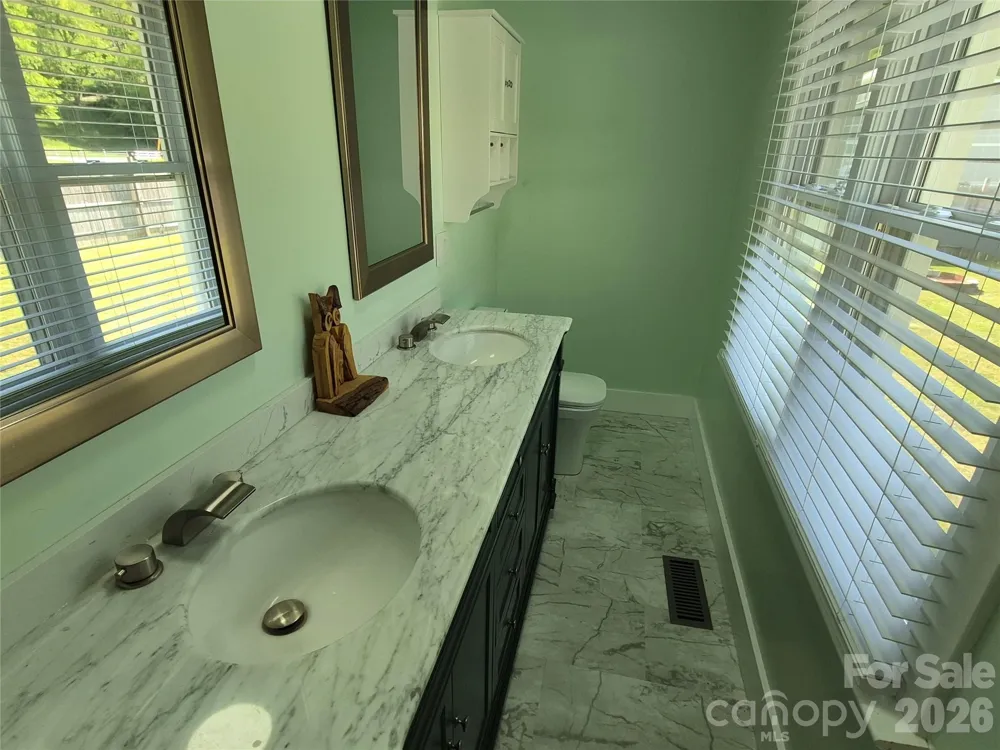 5 Gibson Drive Maggie Valley, NC 28751