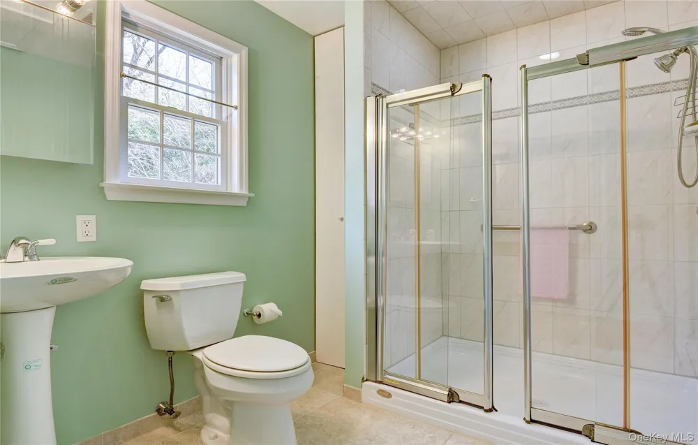 61 Kathwood Road White Plains, NY 10607
