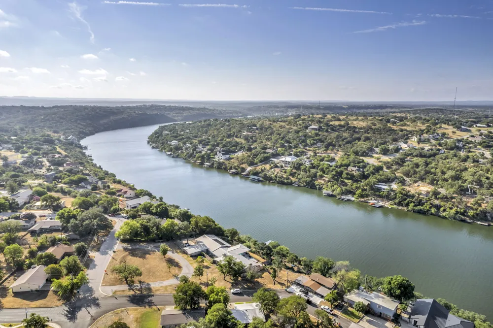2800 Circle Drive Marble Falls, TX 78654