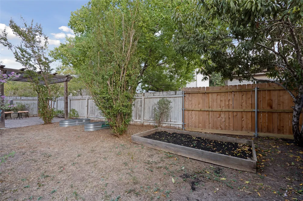 8609 Claude Court Austin, TX 78747