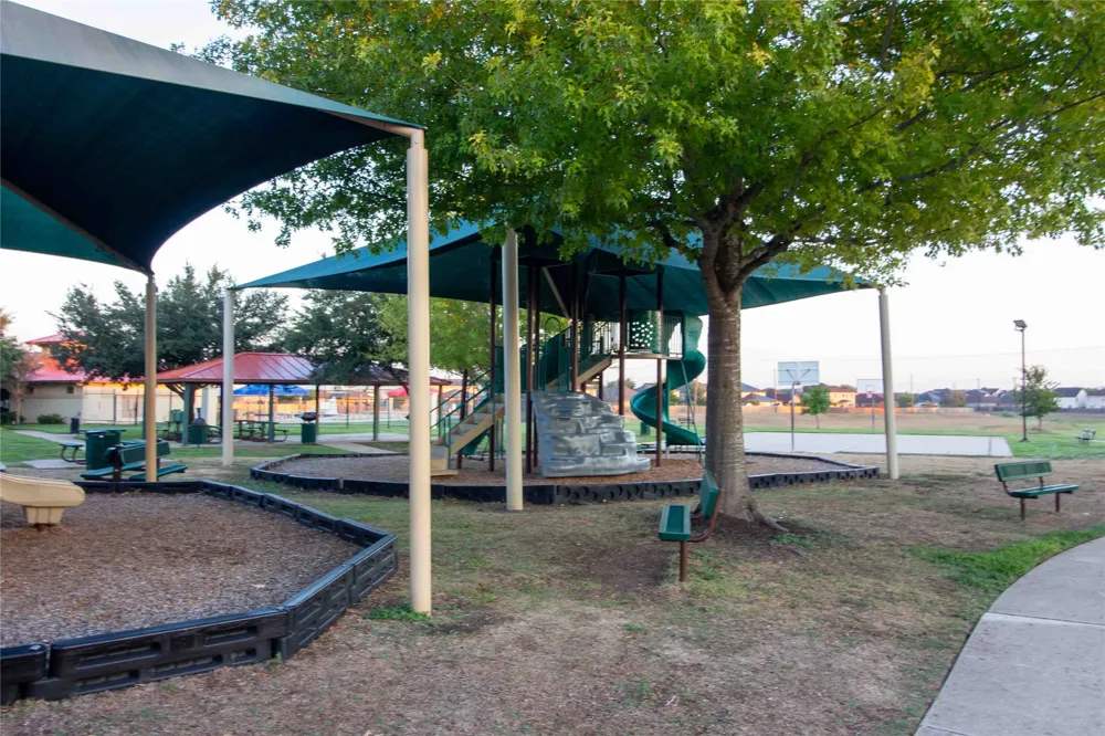 8609 Claude Court Austin, TX 78747