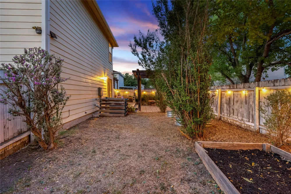8609 Claude Court Austin, TX 78747