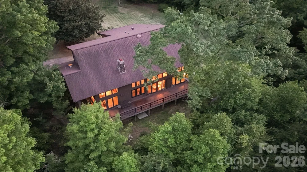 415 Reel Hollow Road Marion, NC 28752