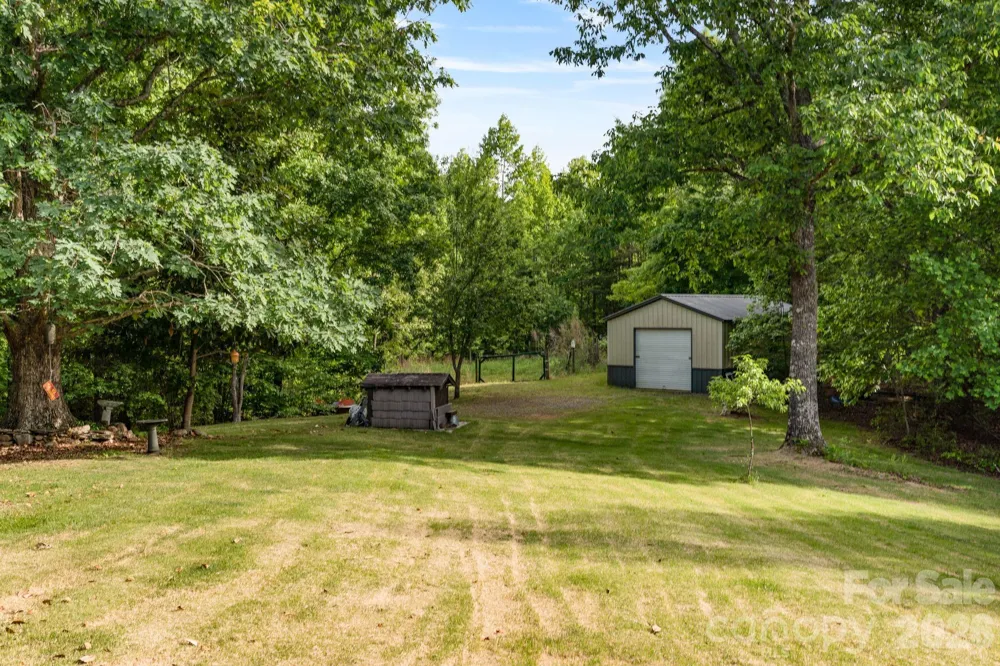 415 Reel Hollow Road Marion, NC 28752