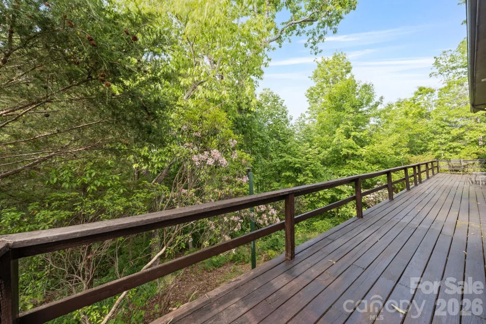 415 Reel Hollow Road Marion, NC 28752