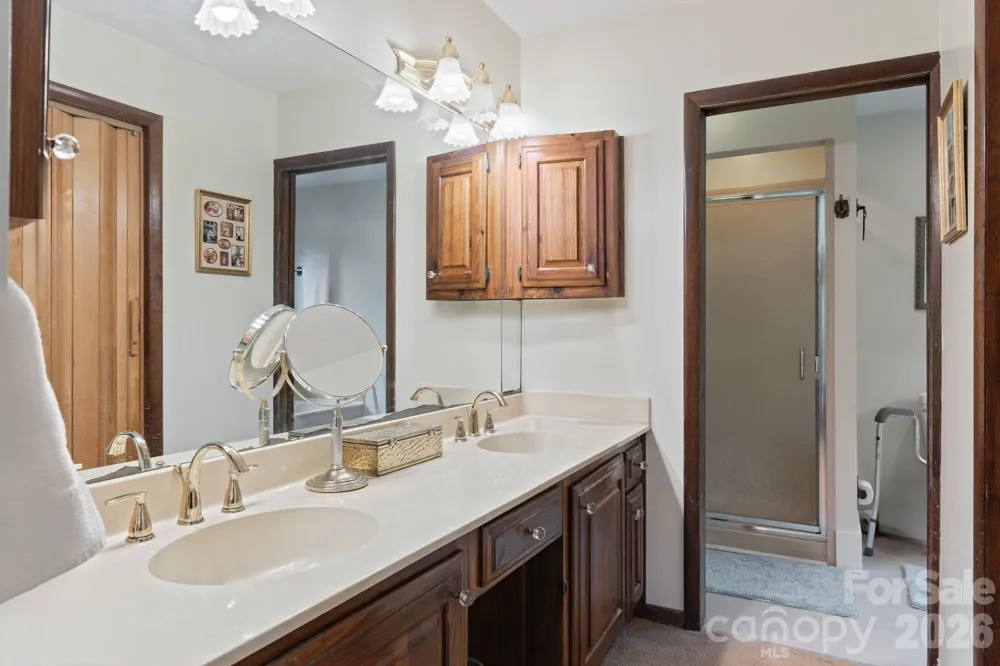 415 Reel Hollow Road Marion, NC 28752