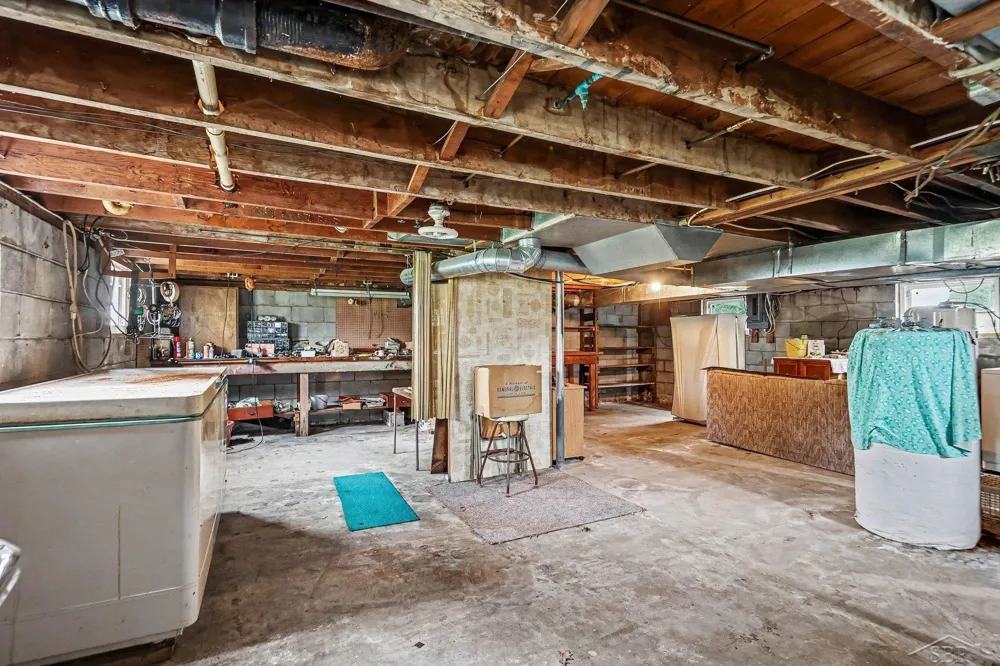 2788 Saginaw Bay Shore Drive Fraser Township, MI 48650