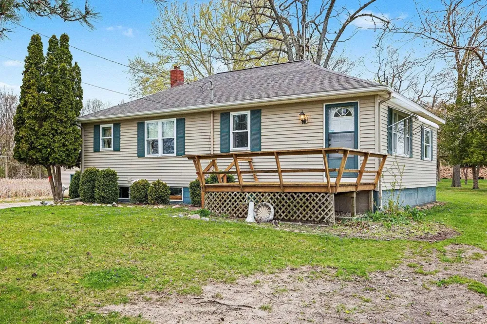 2788 Saginaw Bay Shore Drive Fraser Township, MI 48650