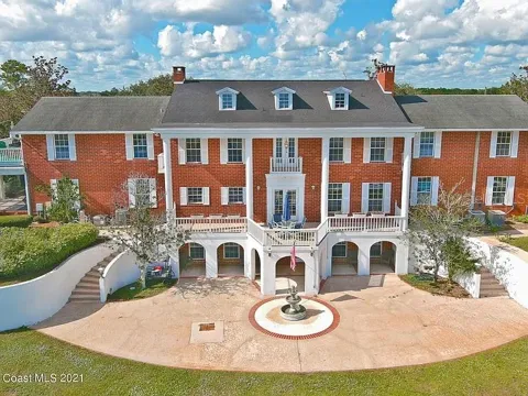 1585 S CARPENTER ROAD