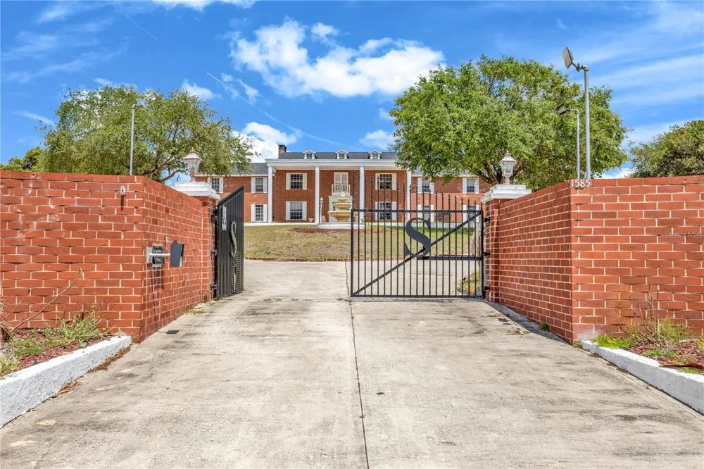 1585 S CARPENTER ROAD Titusville, FL 32796