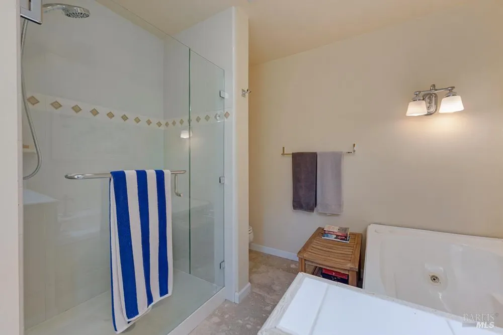 21995 Ansel Court Jenner, CA 95450