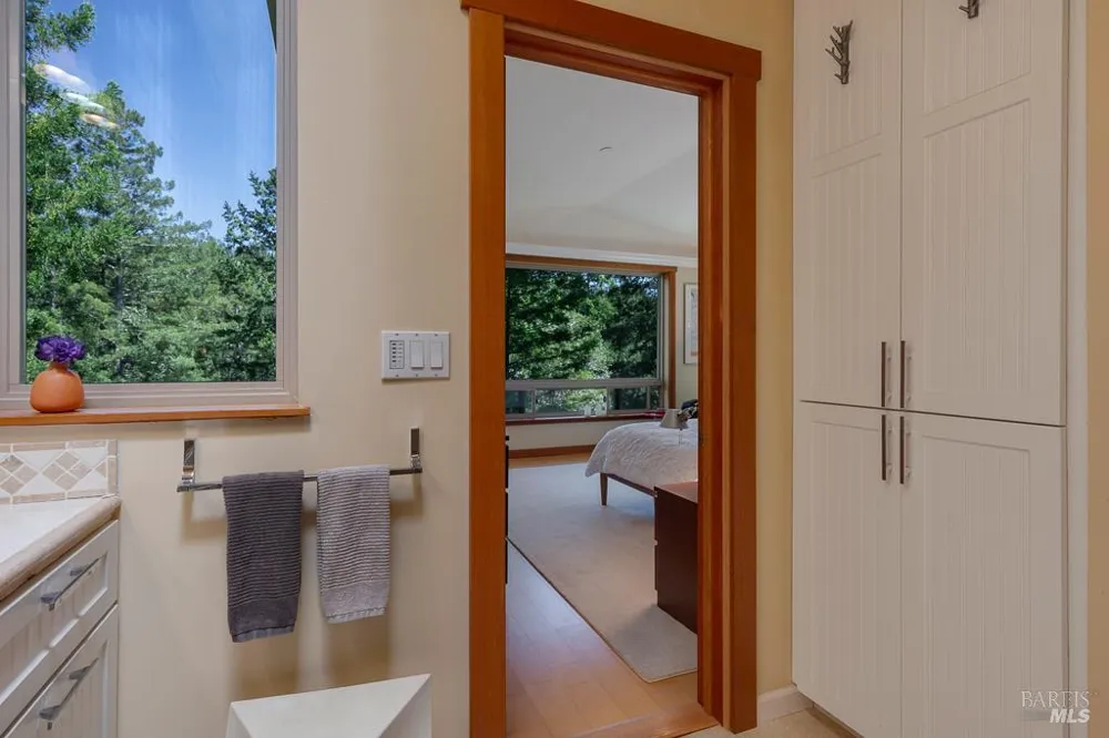 21995 Ansel Court Jenner, CA 95450