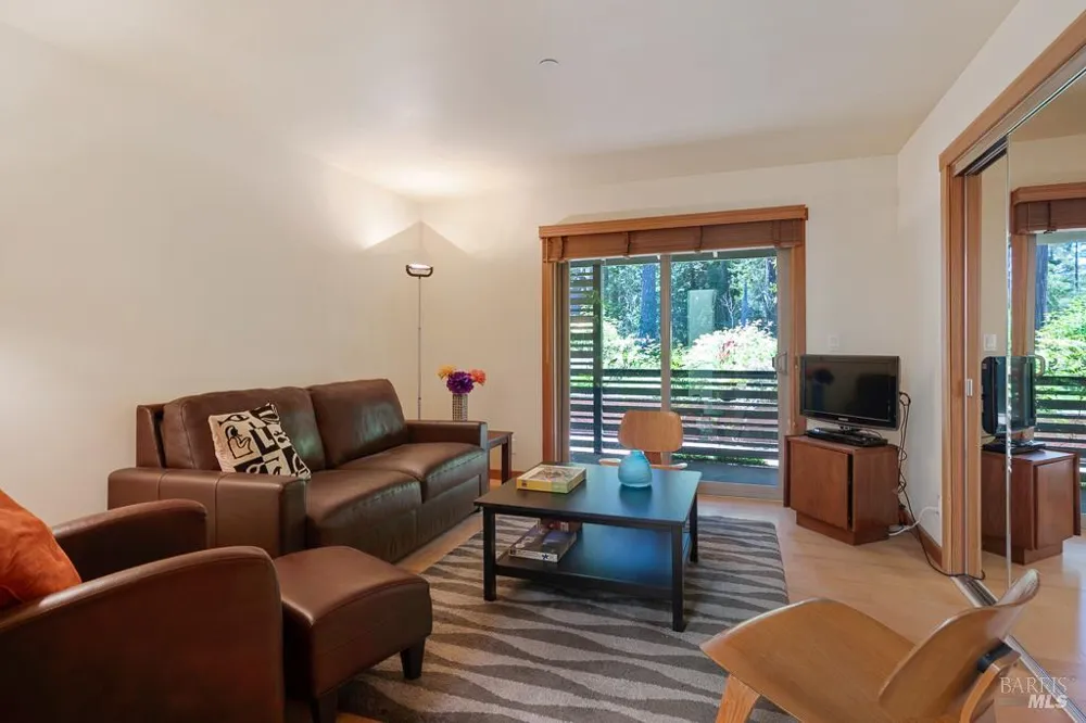 21995 Ansel Court Jenner, CA 95450