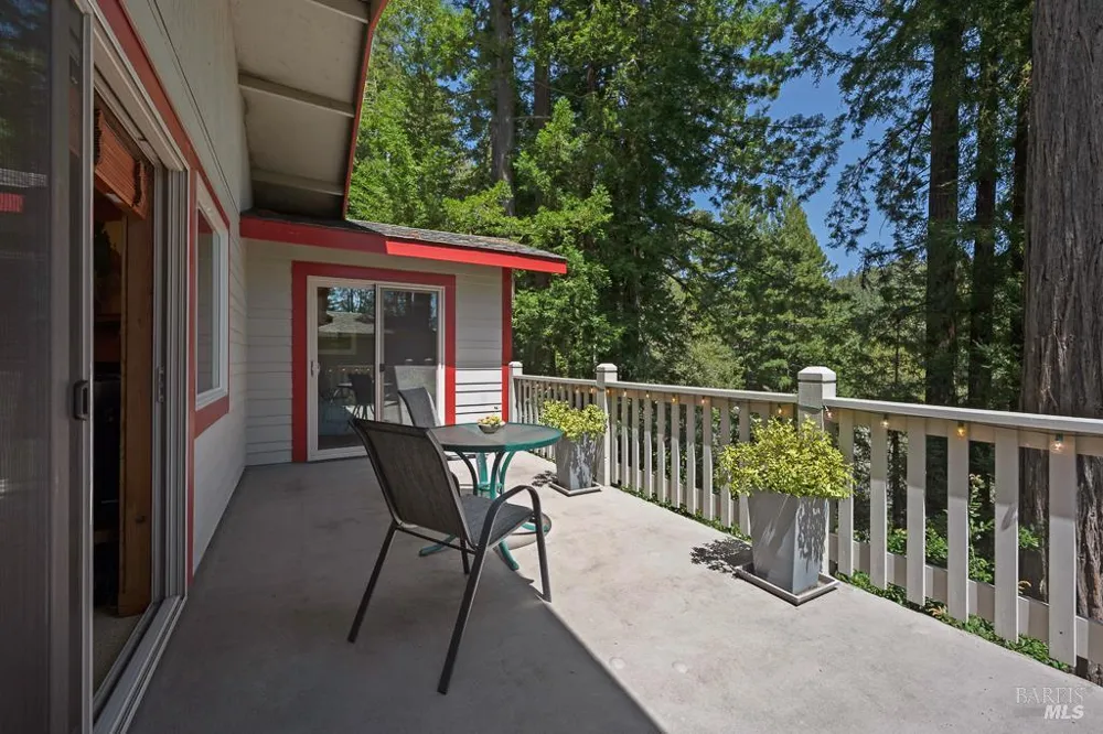 21995 Ansel Court Jenner, CA 95450