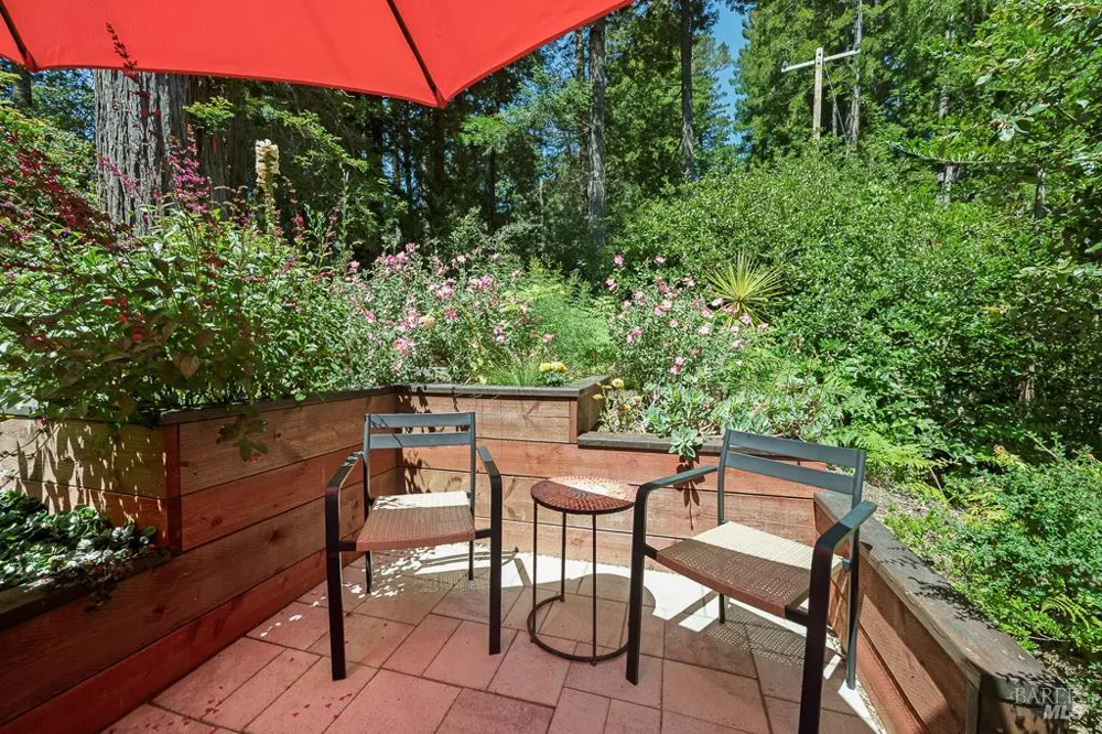 21995 Ansel Court Jenner, CA 95450