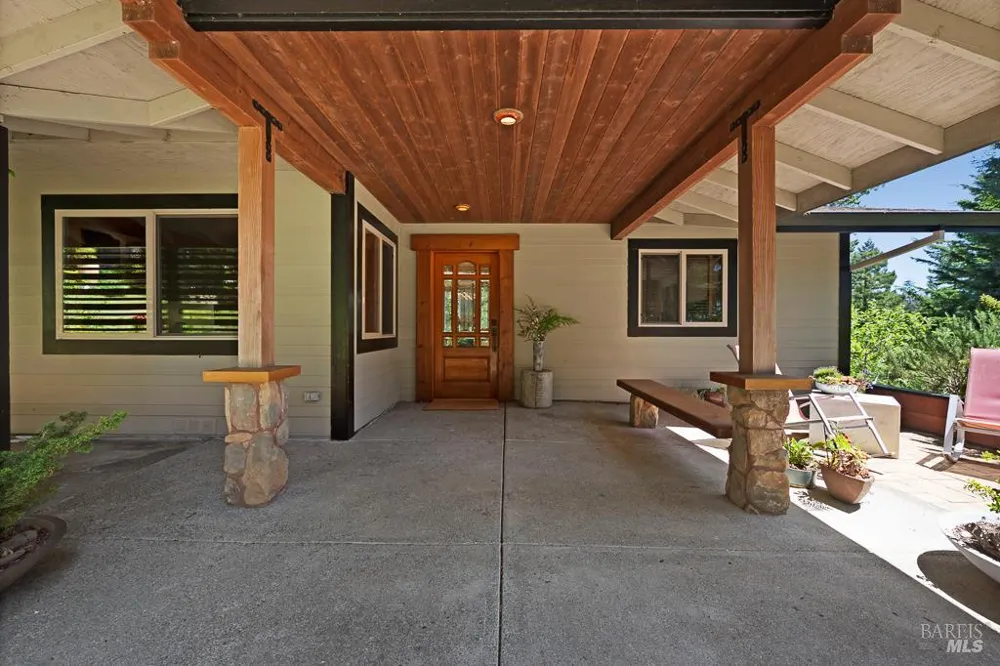 21995 Ansel Court Jenner, CA 95450
