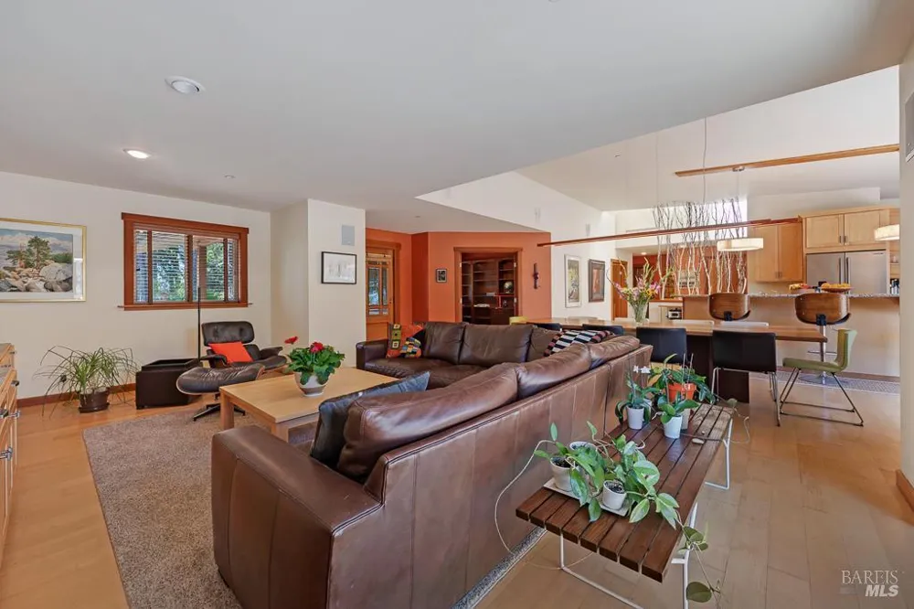 21995 Ansel Court Jenner, CA 95450