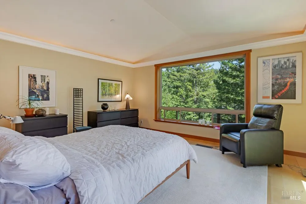 21995 Ansel Court Jenner, CA 95450