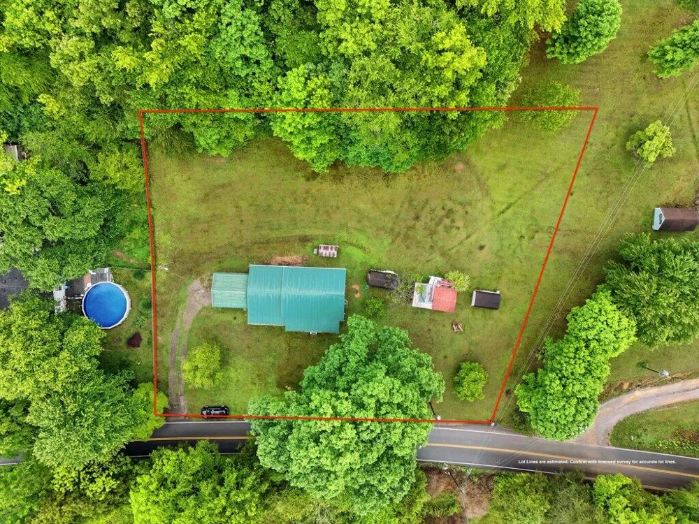 5780 Toestring Valley Road Spring City, TN 37381