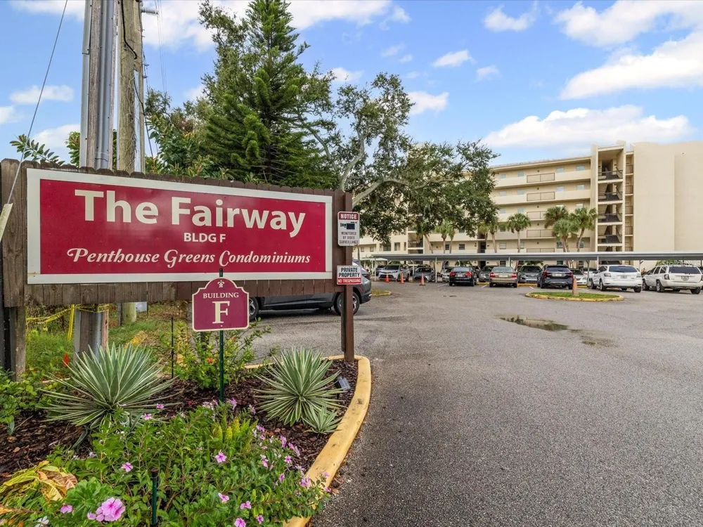 225 COUNTRY CLUB DRIVE #1604 Largo, FL 33771