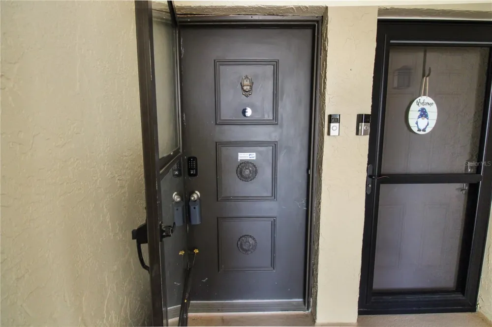 225 COUNTRY CLUB DRIVE #1604 Largo, FL 33771