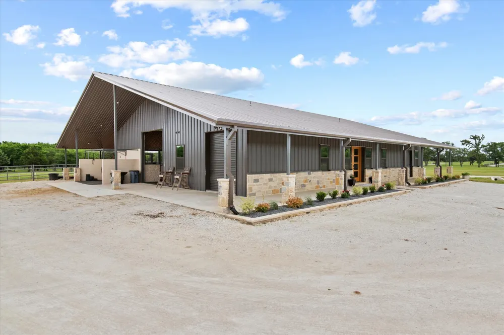 10701 Osburn Road Pilot Point, TX 76258